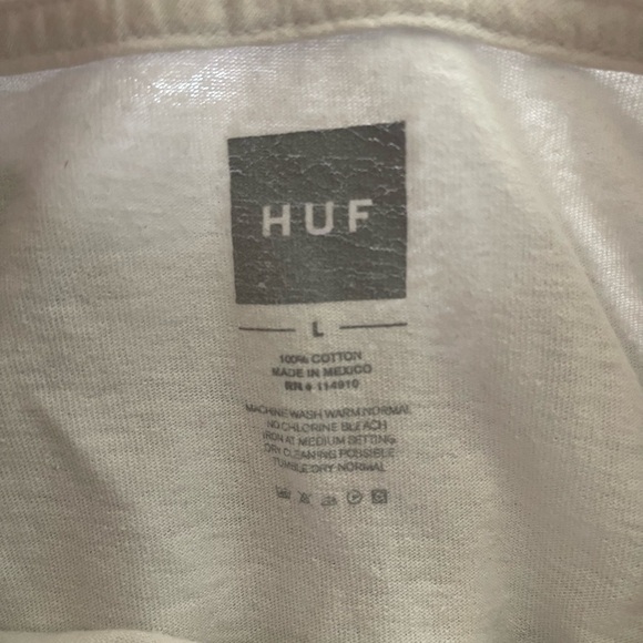Huf large white shirt - Picture 3 of 3